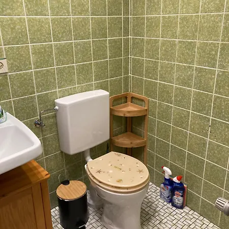 公寓 Mit Wintergarten Und Terrasse In Ruhiger Lage Im Schoenen Taunus