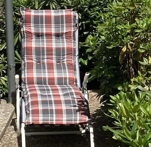 Apartamento Mit Wintergarten Und Terrasse In Ruhiger Lage Im Schoenen Taunus