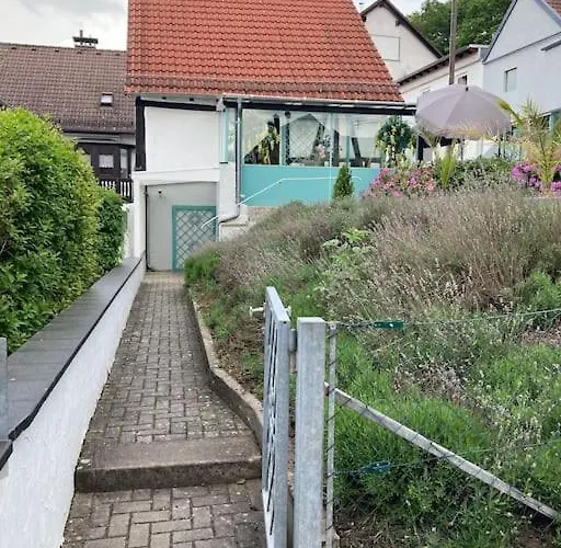 Apartamento Mit Wintergarten Und Terrasse In Ruhiger Lage Im Schoenen Taunus *