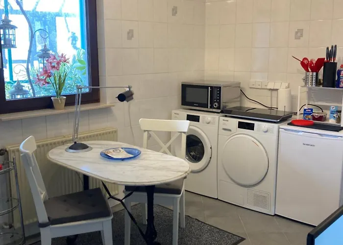 Mit Wintergarten Und Terrasse In Ruhiger Lage Im Schoenen Taunus Apartamento *